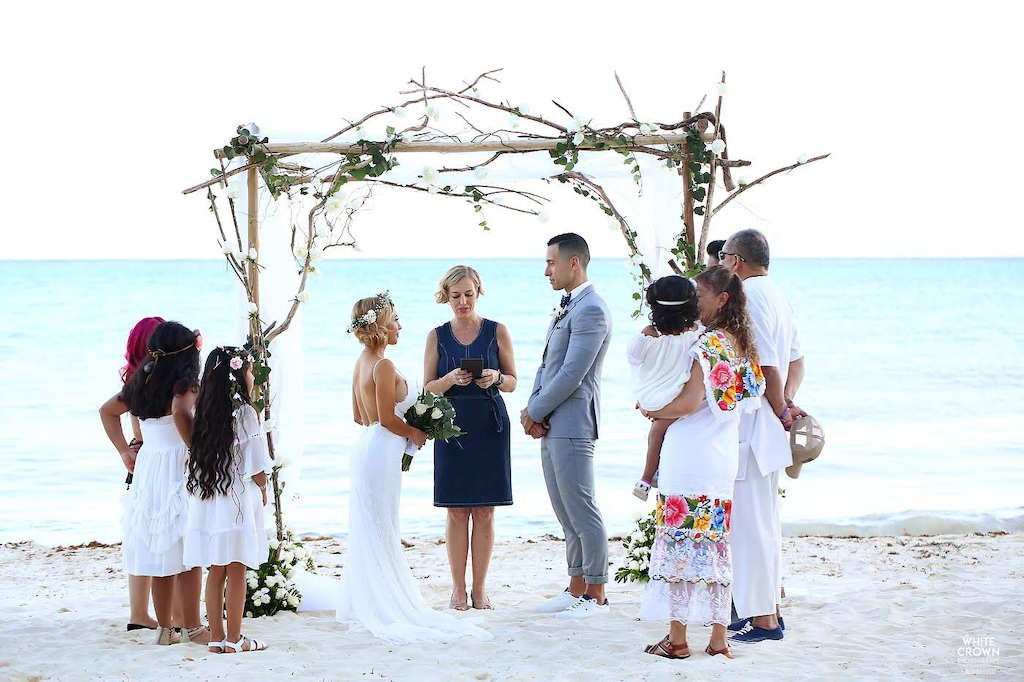 Gelena Doehmel Wedding Planner & Marriage Officiant. Mexico